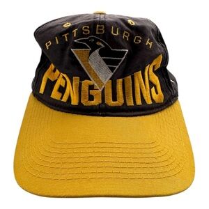 VTG ‘90s Pittsburgh Penguins NHL Snapback Hat Cap